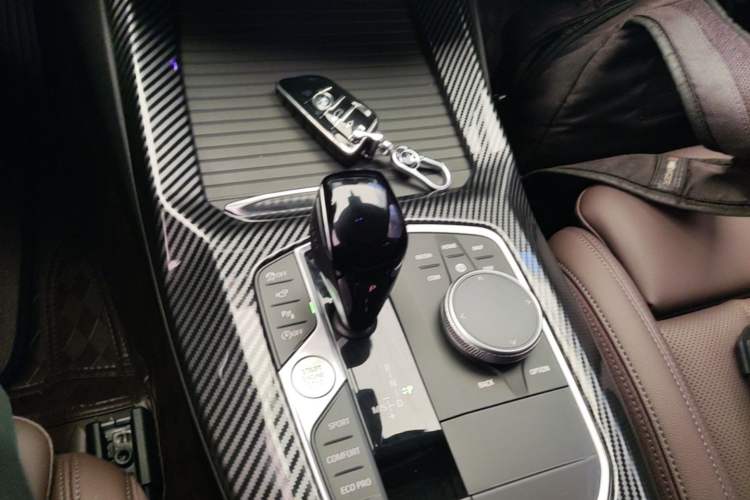 Used BMW X3 2023 Restyled xDrive30i Leading Edition M Night Sky Package Gear Lever