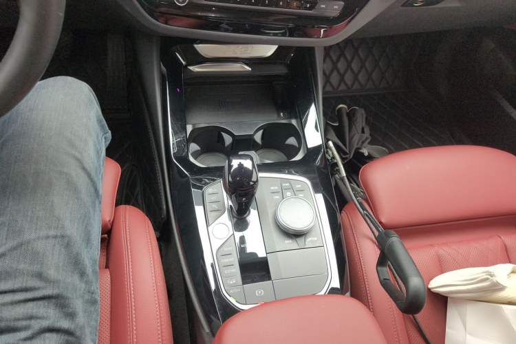 Used BMW X3 2023 Restyled xDrive30i Leading Edition M Night Sky Package Gear Lever