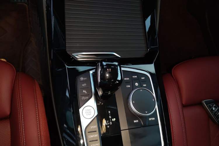 Used BMW X3 2023 Restyled xDrive30i Leading Edition M Night Sky Package Gear Lever