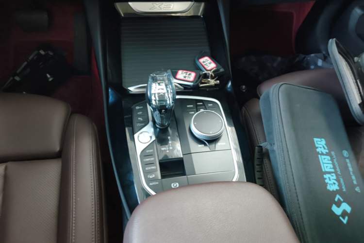 Used BMW X3 2023 xDrive30i Leading Model M Night Edition Package Gear Lever