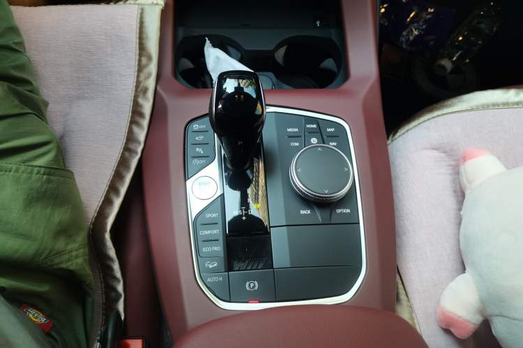 Used BMW X3 2023 xDrive30i Luxury Edition M Night Sky Package Gear Lever
