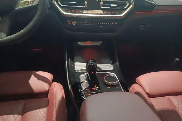Used BMW X3 2023 xDrive25i M Sport Package Gear Lever