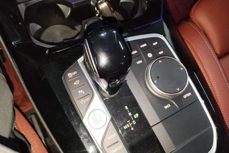Used BMW X3 2023 Restyled xDrive30i Leading Edition M Night Sky Package Gear Lever