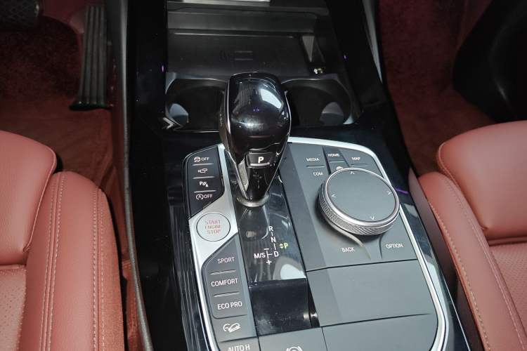 Used BMW X3 2023 Restyled xDrive30i Leading Edition M Night Sky Package Gear Lever