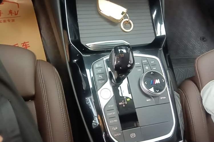 Used BMW X3 2023 xDrive30i Leading Model M Night Edition Package Gear Lever
