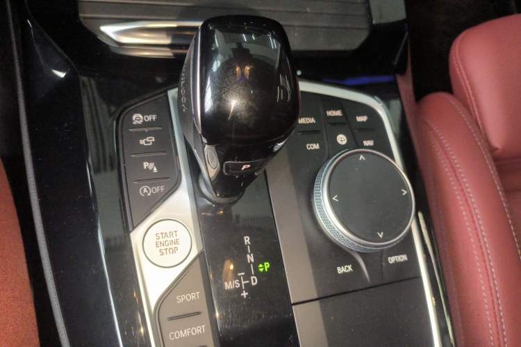 Used BMW X3 2023 Restyled xDrive30i Leading Edition M Night Sky Package Gear Lever