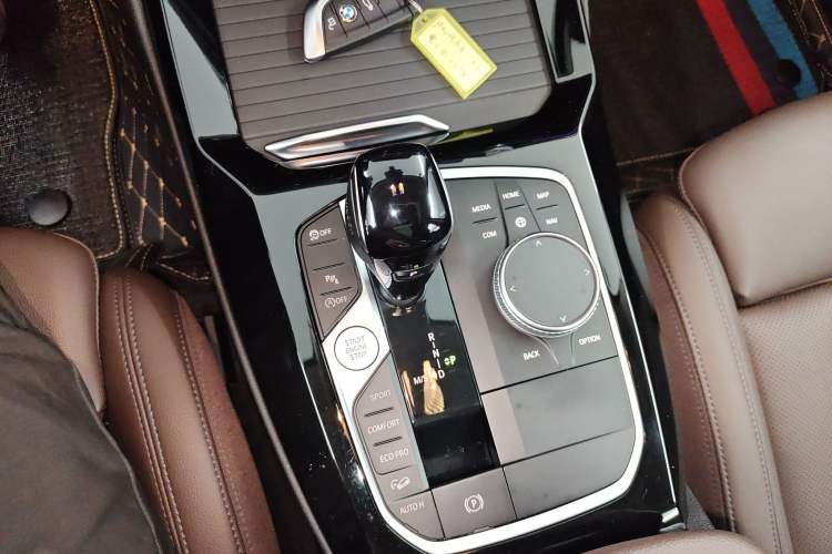 Used BMW X3 2023 xDrive25i M Sport Package Gear Lever