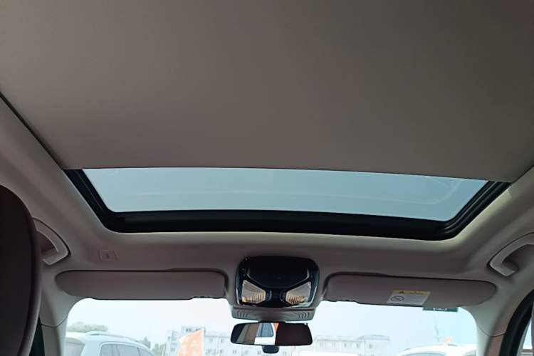 Used BMW X3 2023 Restyled xDrive30i Leading Edition M Night Sky Package Headliner