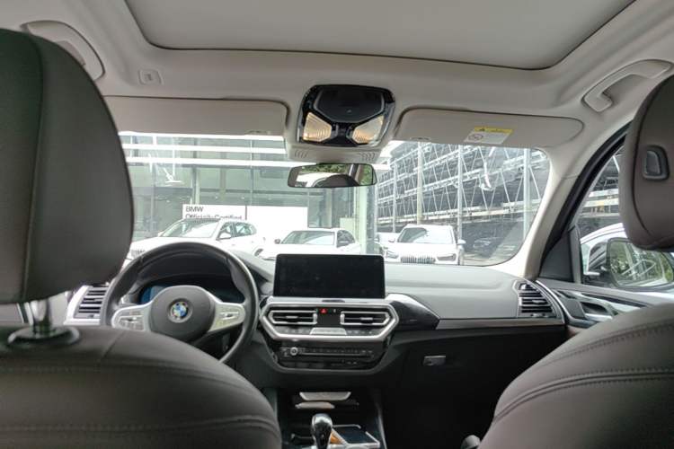 Used BMW X3 2023 xDrive25i M Sport Package Headliner