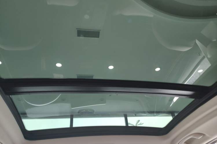 Used BMW X3 2023 Restyled xDrive30i Leading Edition M Night Sky Package Headliner