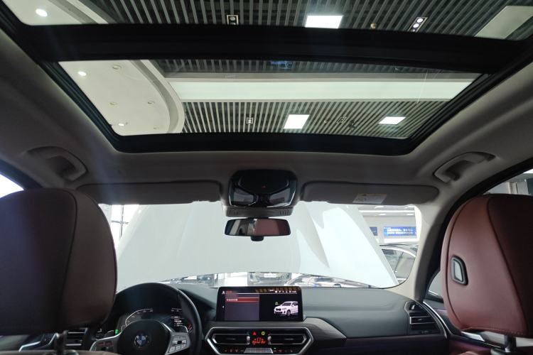 Used BMW X3 2023 Restyled xDrive30i Leading Edition M Night Sky Package Headliner