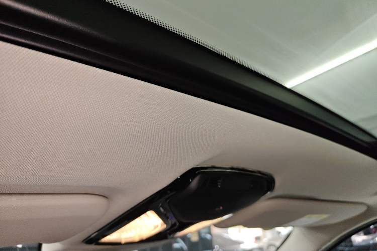 Used BMW X3 2023 xDrive25i M Sport Package Headliner