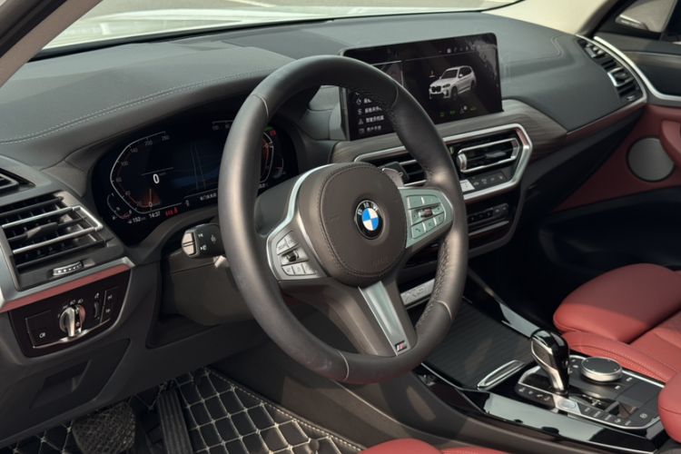 Used BMW X3 2023 xDrive30i Leading Model M Night Edition Package Interior 1