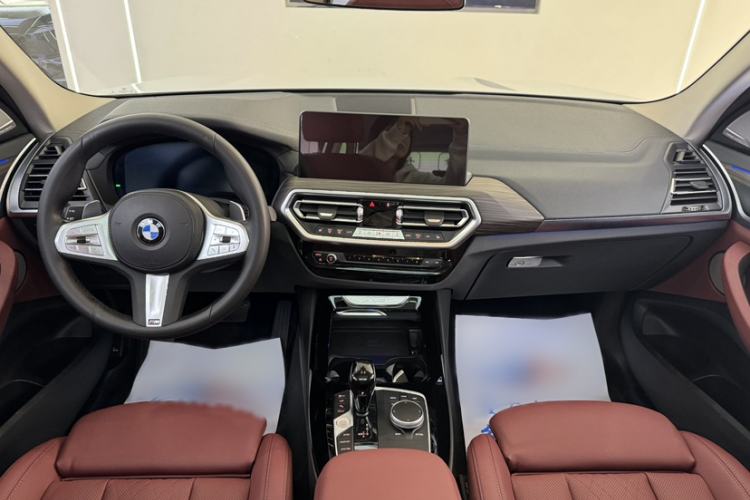 Used BMW X3 2023 Restyled xDrive30i Leading Edition M Night Sky Package Interior 1