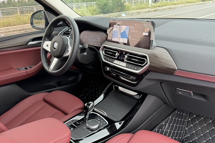Used BMW X3 2023 xDrive30i Leading Model M Night Edition Package Interior 10
