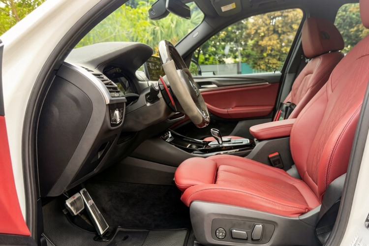 Used BMW X3 2023 Restyled xDrive30i Luxury Version M Night Edition Package Interior 2