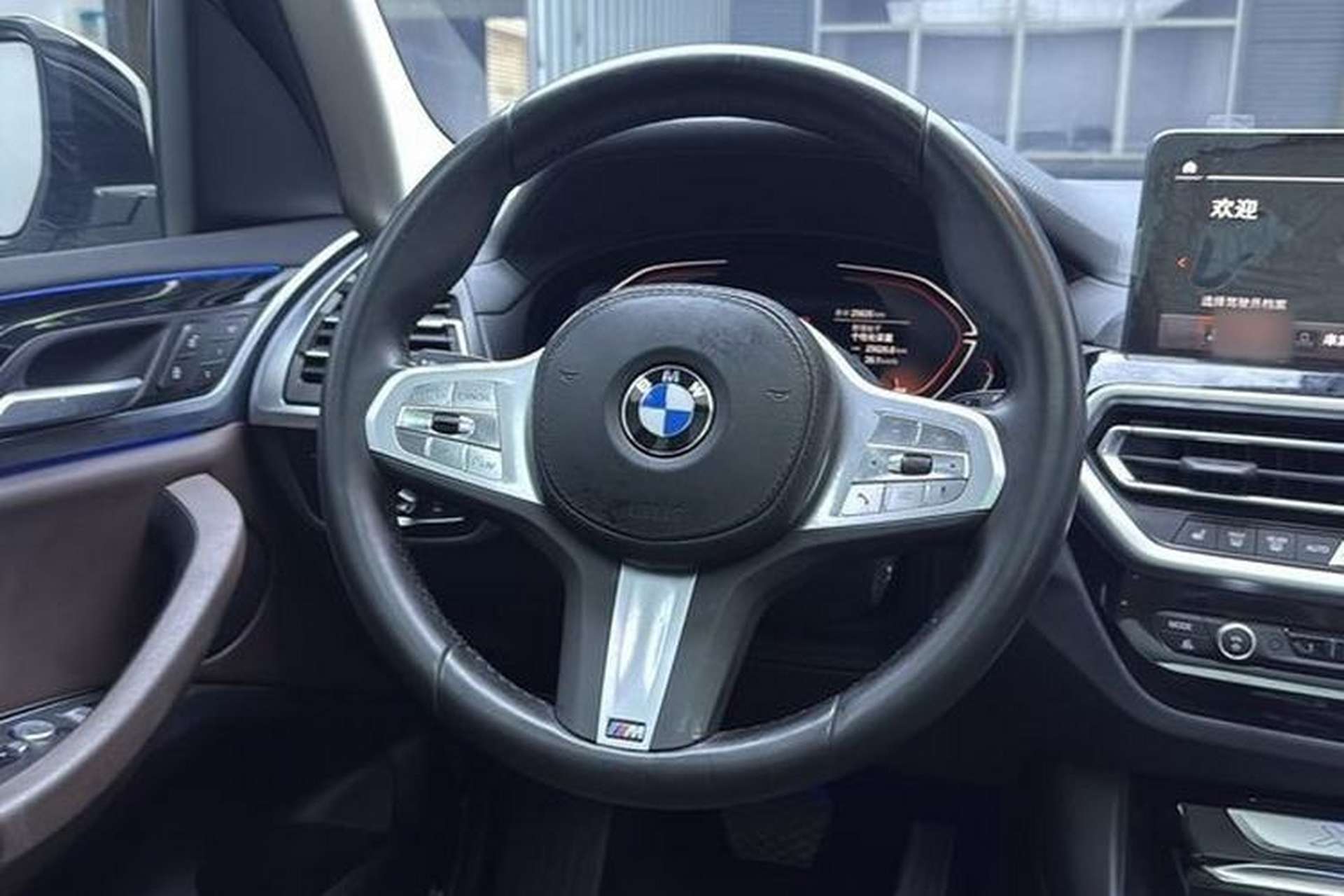 Used BMW X3 2023 xDrive25i M Sport Package Interior 3