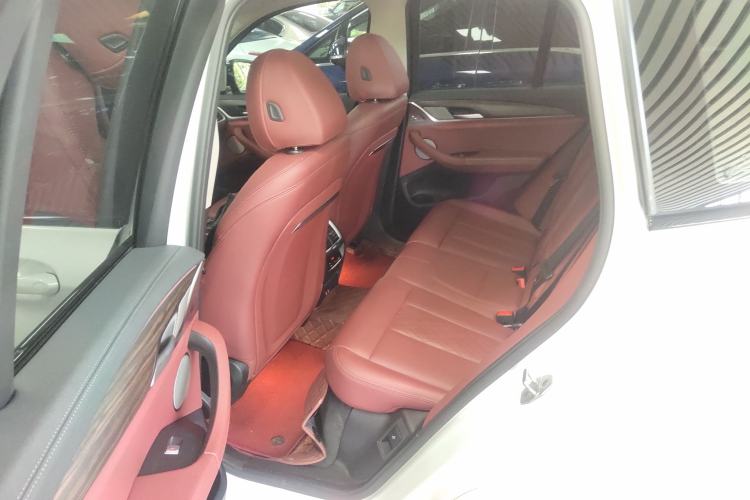 Used BMW X3 2023 xDrive30i Leading Model M Night Edition Package Interior 4