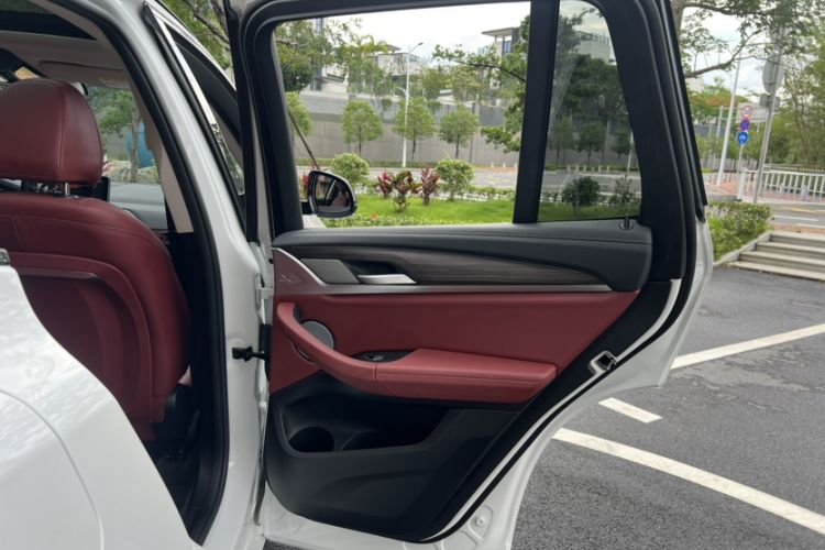 Used BMW X3 2023 xDrive30i Leading Model M Night Edition Package Interior 4