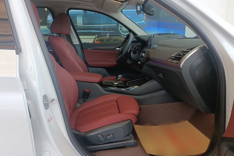 Used BMW X3 2023 Restyled xDrive30i Leading Edition M Night Sky Package Interior 4