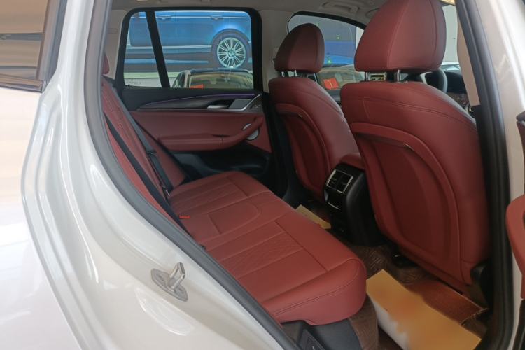 Used BMW X3 2023 Restyled xDrive30i Leading Edition M Night Sky Package Interior 5