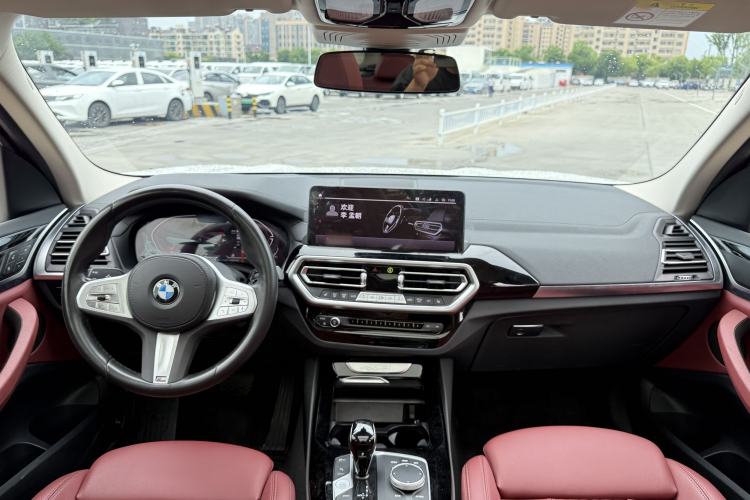Used BMW X3 2023 xDrive25i M Sport Package Interior 6