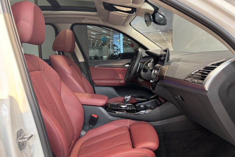 Used BMW X3 2023 Restyled xDrive30i Leading Edition M Night Sky Package Interior 6