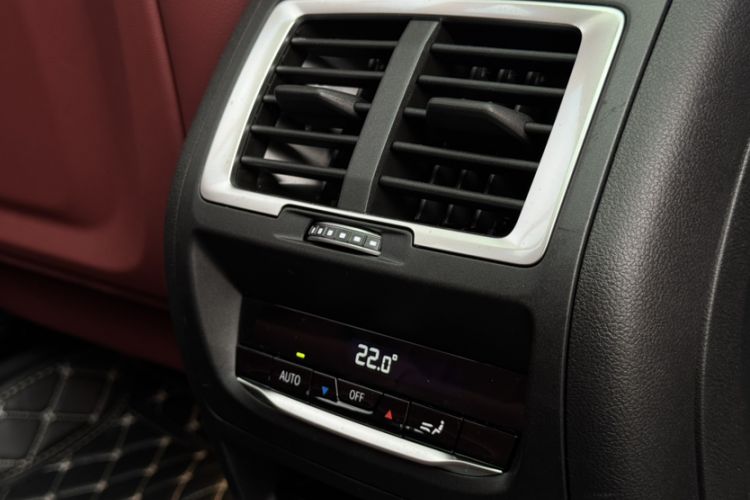 Used BMW X3 2023 xDrive30i Leading Model M Night Edition Package Interior 6