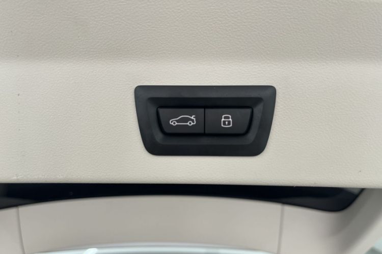 Used BMW X3 2023 Restyled xDrive30i Leading Edition M Night Sky Package Interior 7