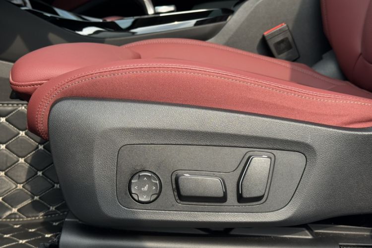 Used BMW X3 2023 xDrive30i Leading Model M Night Edition Package Interior 7