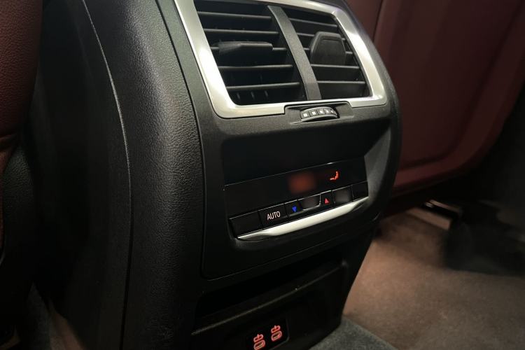 Used BMW X3 2023 Restyled xDrive30i Leading Edition M Night Sky Package Interior 7