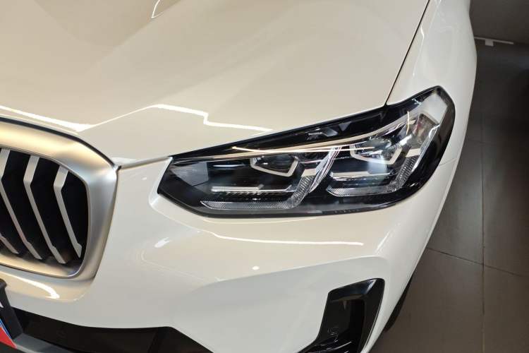 Used BMW X3 2023 xDrive25i M Sport Package Left Front Headlight
