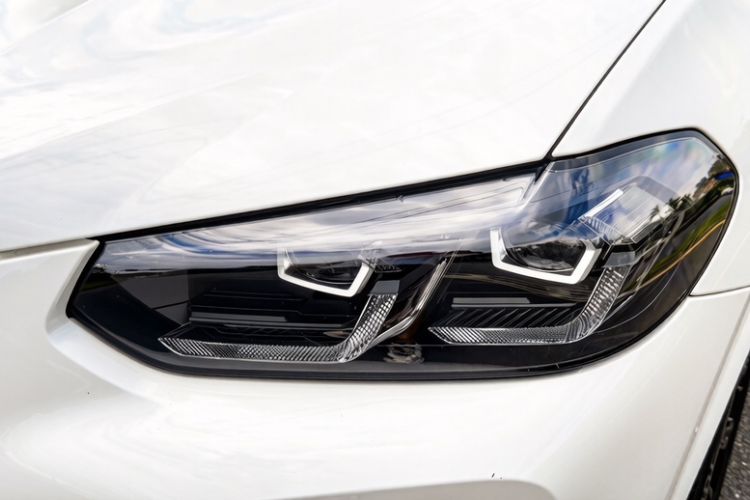 Used BMW X3 2023 Restyled xDrive30i Luxury Version M Night Edition Package Left Front Headlight