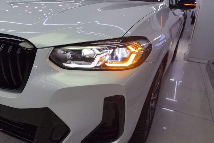 Used BMW X3 2023 Restyled xDrive30i Leading Edition M Night Sky Package Left Front Headlight