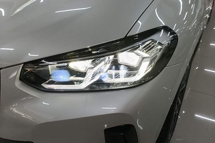 Used BMW X3 2023 Restyled xDrive30i Leading Edition M Night Sky Package Left Front Headlight