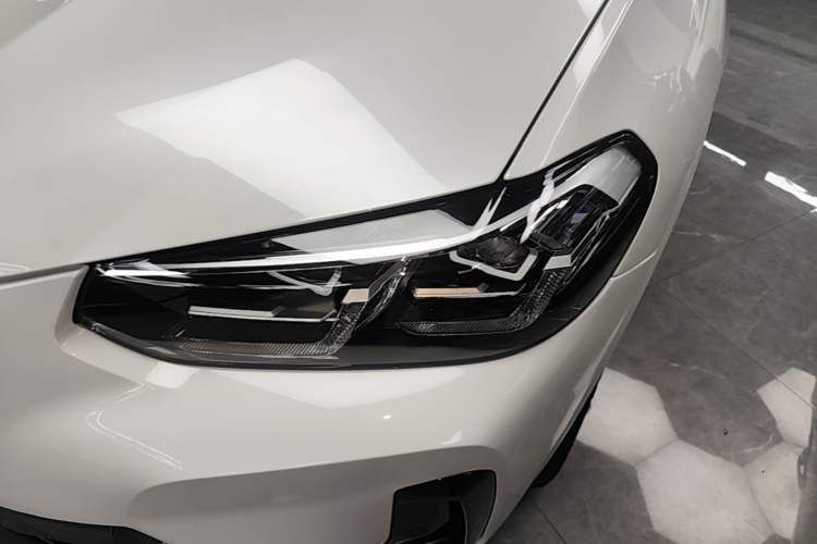 Used BMW X3 2023 Restyled xDrive30i Leading Edition M Night Sky Package Left Front Headlight