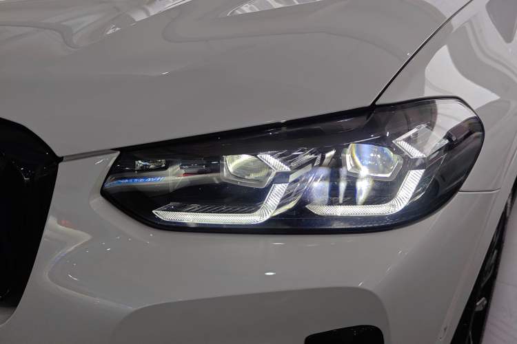 Used BMW X3 2023 xDrive30i Luxury Edition M Night Sky Package Left Front Headlight