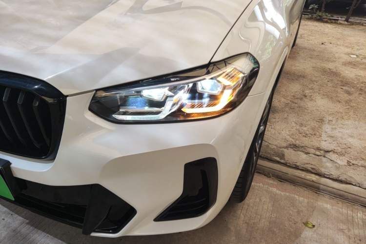 Used BMW X3 2023 Restyled xDrive30i Leading Edition M Night Sky Package Left Front Headlight