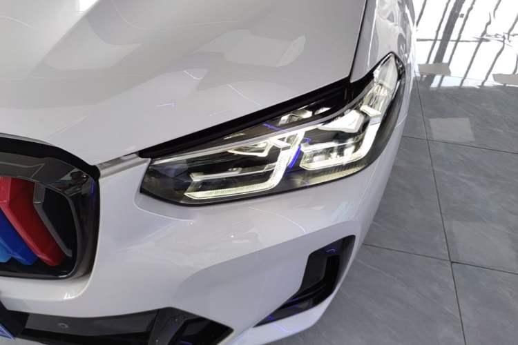 Used BMW X3 2023 Restyled xDrive30i Leading Edition M Night Sky Package Left Front Headlight