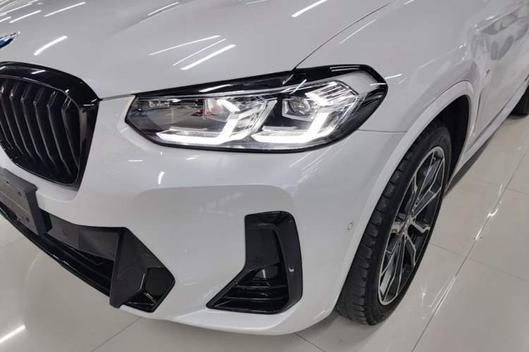 Used BMW X3 2023 Restyled xDrive30i Leading Edition M Night Sky Package Left Front Headlight
