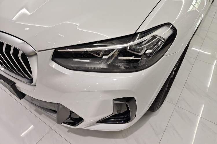 Used BMW X3 2023 xDrive25i M Sport Package Left Front Headlight