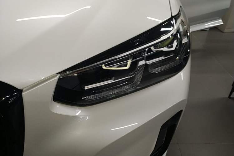 Used BMW X3 2023 xDrive30i Leading Model M Night Edition Package Left Front Headlight