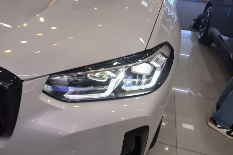Used BMW X3 2023 xDrive30i Leading Model M Night Edition Package Left Front Headlight