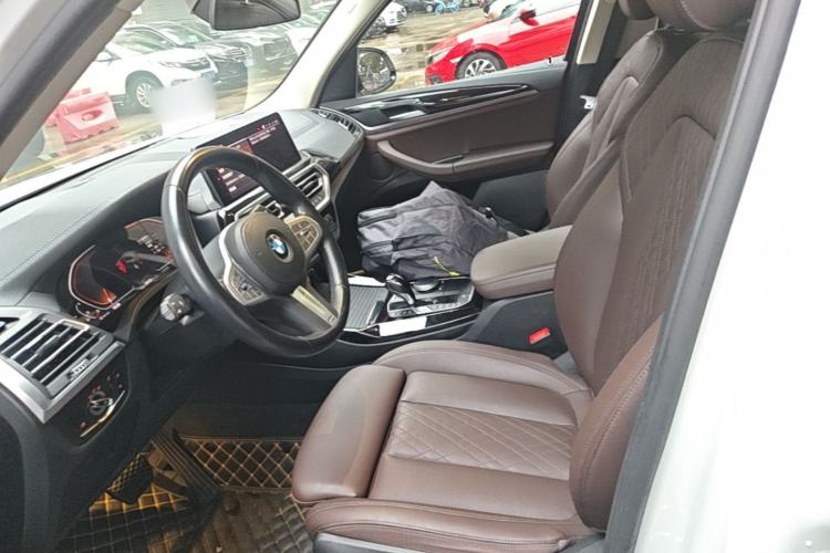 Used BMW X3 2023 xDrive25i M Sport Package Left Front Seat