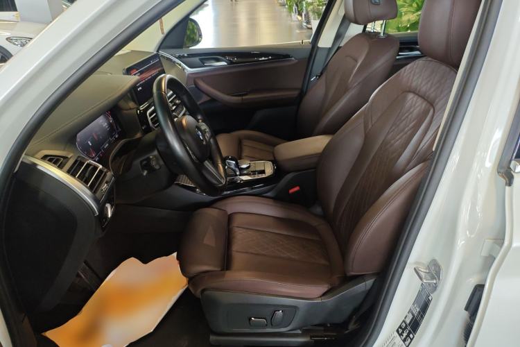 Used BMW X3 2023 xDrive25i M Sport Package Left Front Seat