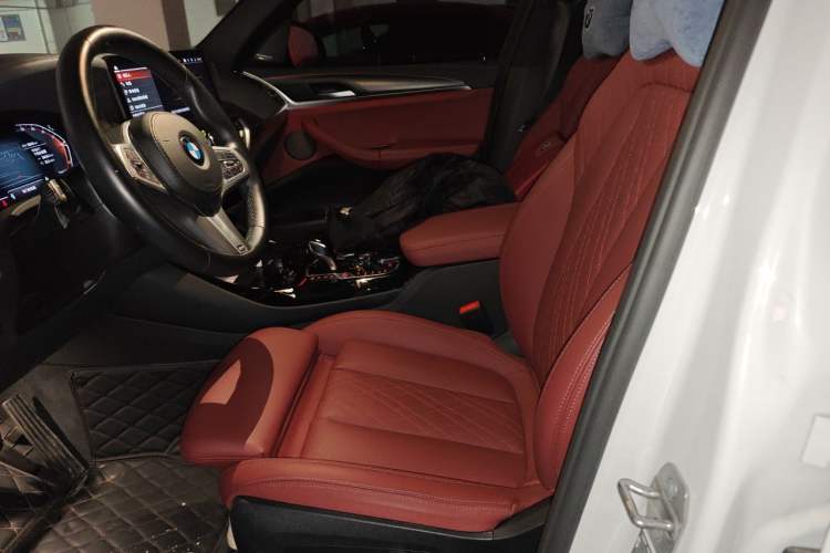 Used BMW X3 2023 xDrive30i Luxury Edition M Night Sky Package Left Front Seat