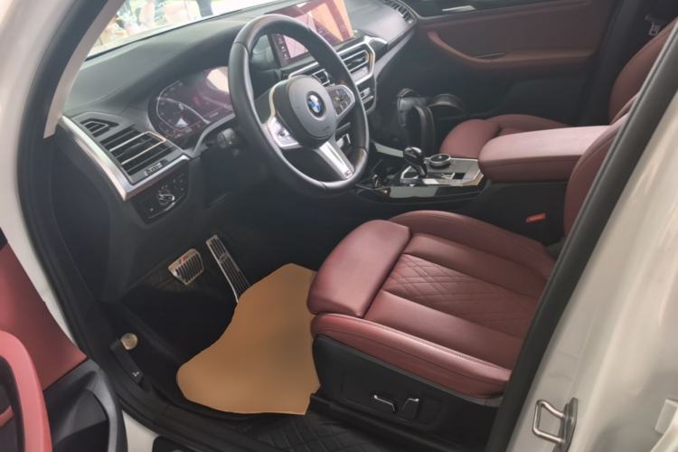 Used BMW X3 2023 xDrive25i M Sport Package Left Front Seat
