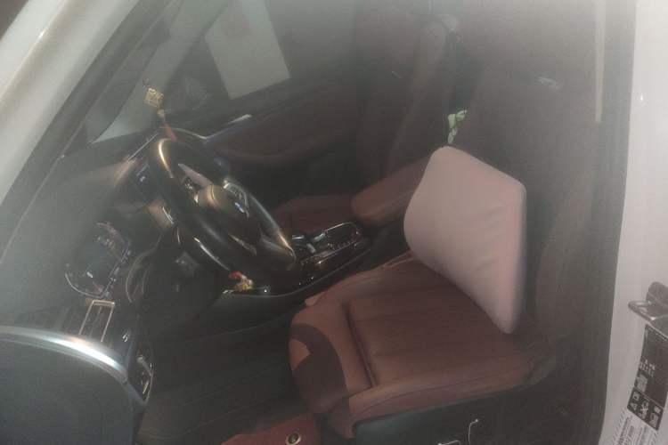 Used BMW X3 2023 Restyled xDrive30i Leading Edition M Night Sky Package Left Front Seat