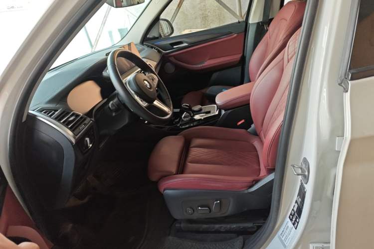 Used BMW X3 2023 xDrive30i Luxury Edition M Night Sky Package Left Front Seat