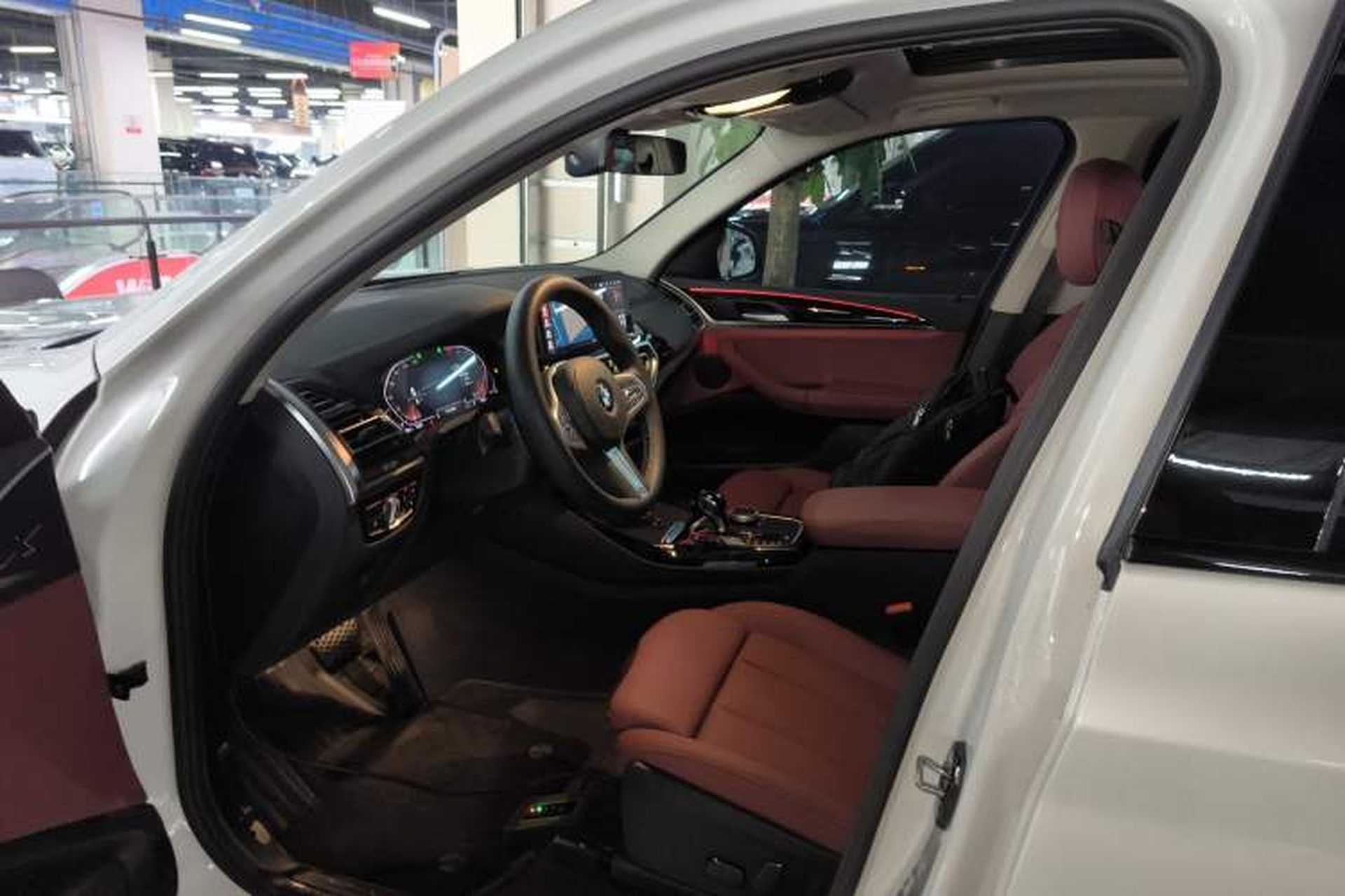 Used BMW X3 2023 xDrive25i M Sport Package Left Front Seat